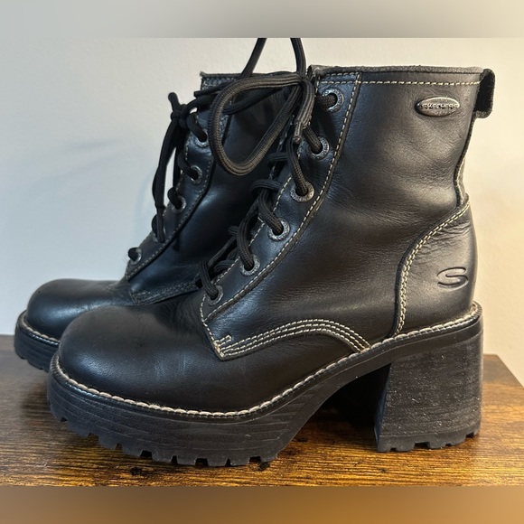 Skechers Shoes - Skechers Vintage 90s Chunky Heel Boot Size 5